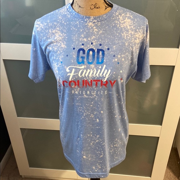 Southern Bliss God Family Country T-Shirt - Picture 1 of 4